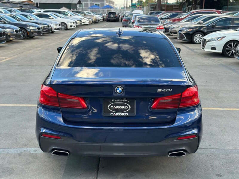 2019 BMW 5 Series 540i