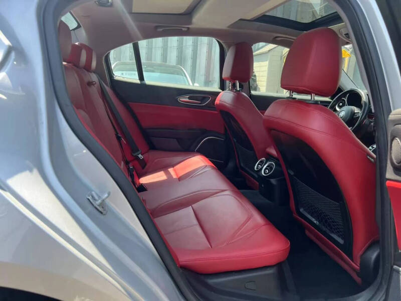 2021 Alfa Romeo Giulia Sprint