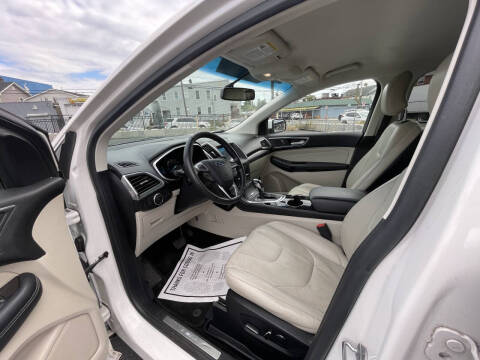 2016 Ford Edge Titanium