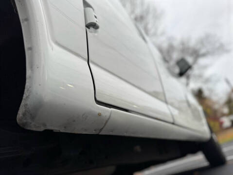 2017 Chevrolet Express 2500