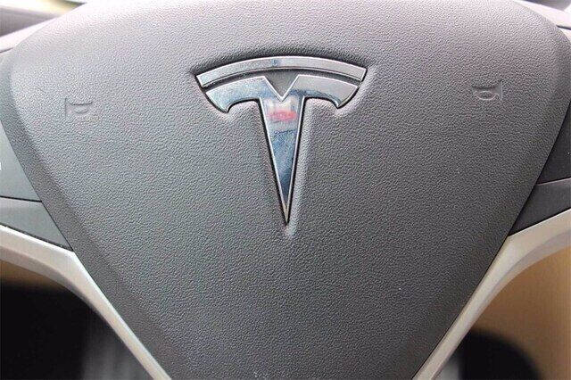 2016 Tesla Model S