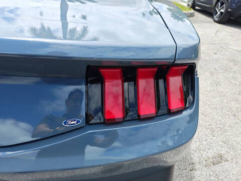 2025 Ford Mustang EcoBoost