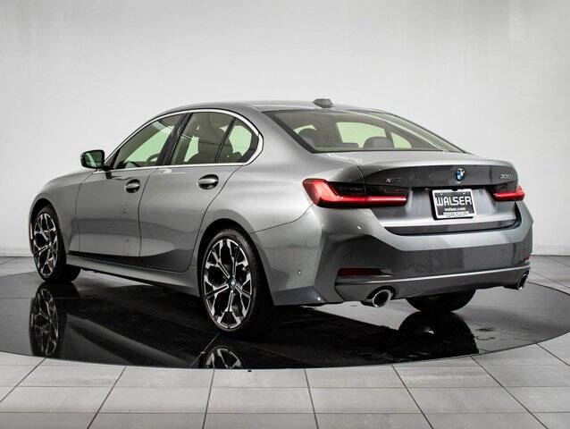 2025 BMW 3 Series 330i xDrive