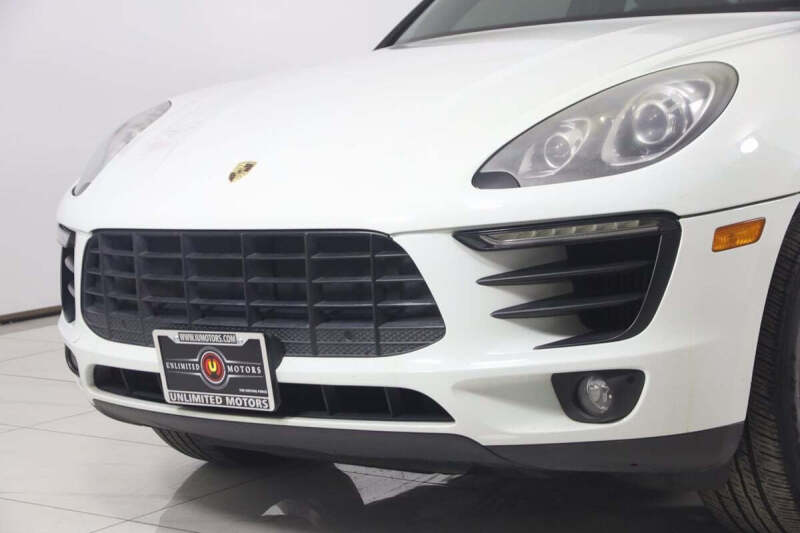 2015 Porsche Macan S