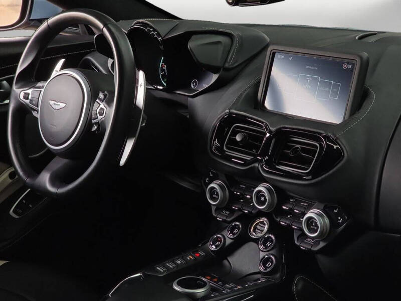 2020 Aston Martin Vantage