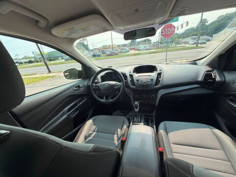 2017 Ford Escape S