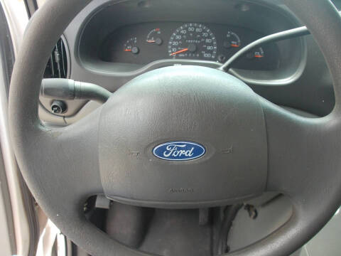 2003 Ford E-Series E-250