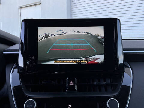 2025 Toyota Corolla Cross LE