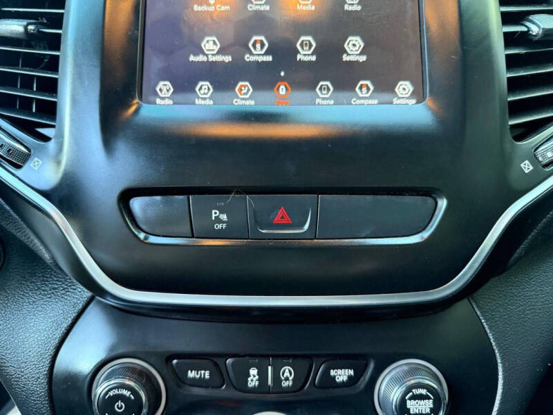 2020 Jeep Cherokee Altitude
