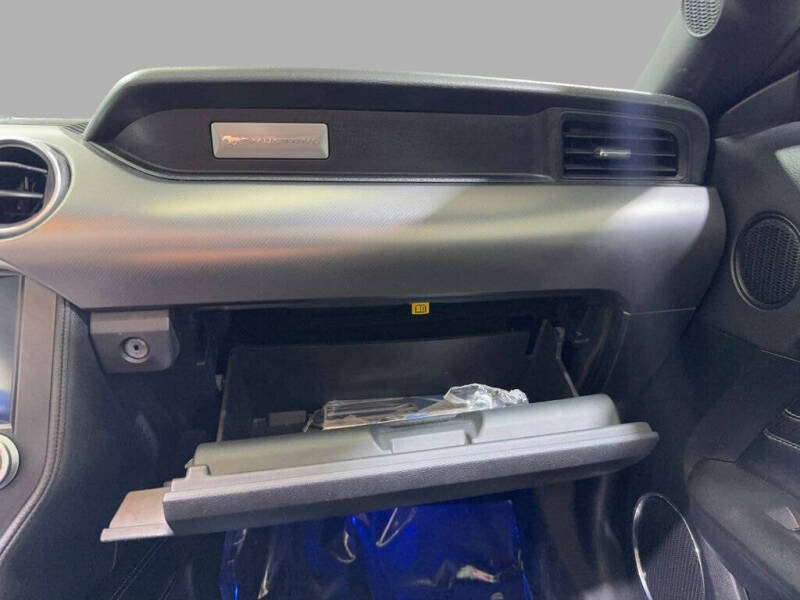 2022 Ford Mustang EcoBoost Premium