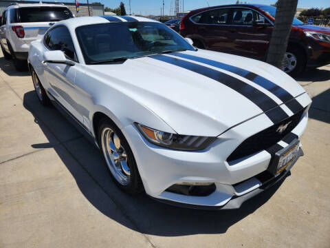 2015 Ford Mustang EcoBoost Premium