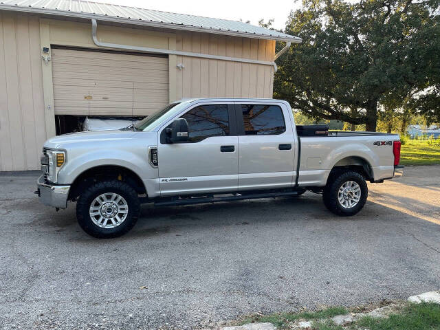 2019 Ford F-250 Super Duty for sale at Sthrn Truck & Auto, LLC. in Weatherford, TX