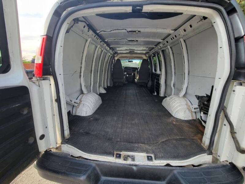 2020 Chevrolet Express 2500