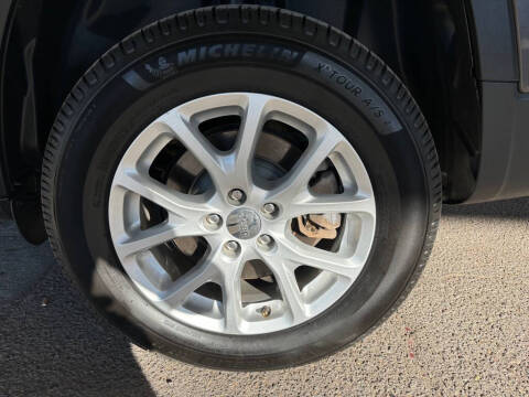 2018 Jeep Cherokee Latitude Plus