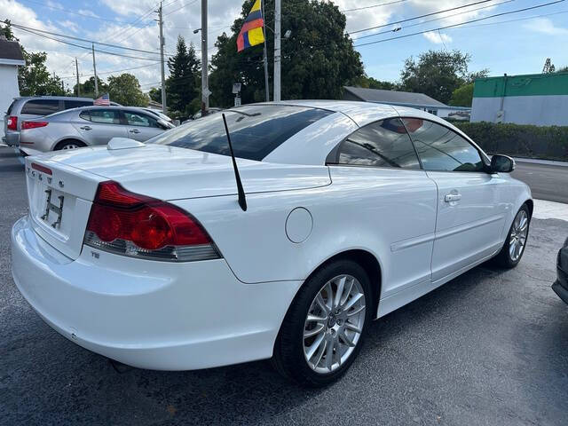 2009 Volvo C70 T5