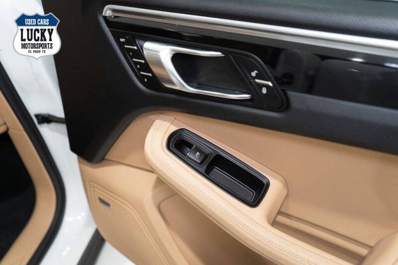 2018 Porsche Macan