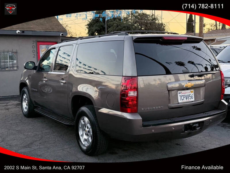 2014 Chevrolet Suburban LT