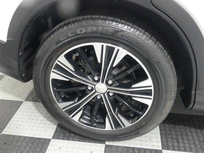 2022 Mitsubishi Eclipse Cross SE