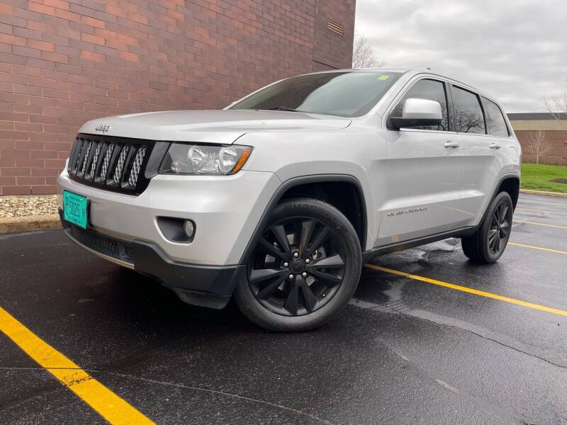 2013 Jeep Grand Cherokee for sale at Car Stars in Elmhurst IL