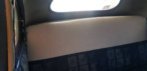 1948 Ford Super Deluxe