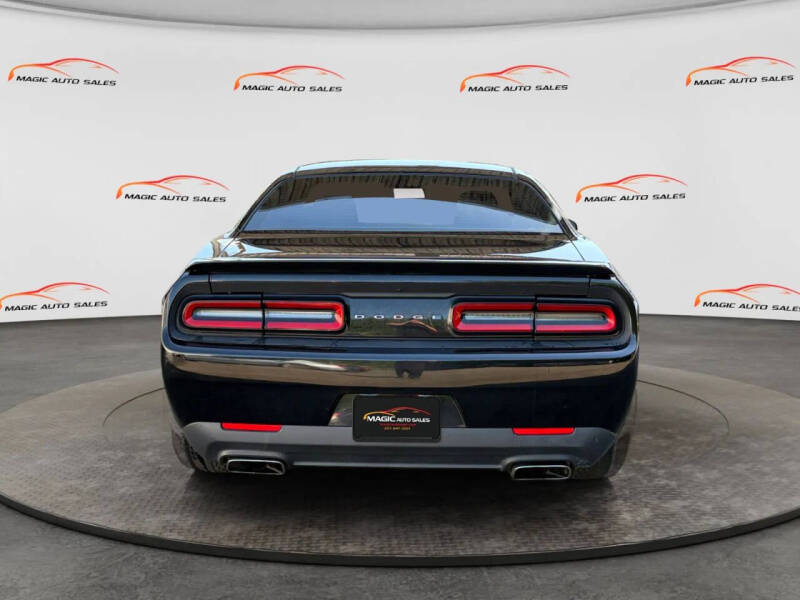 2016 Dodge Challenger