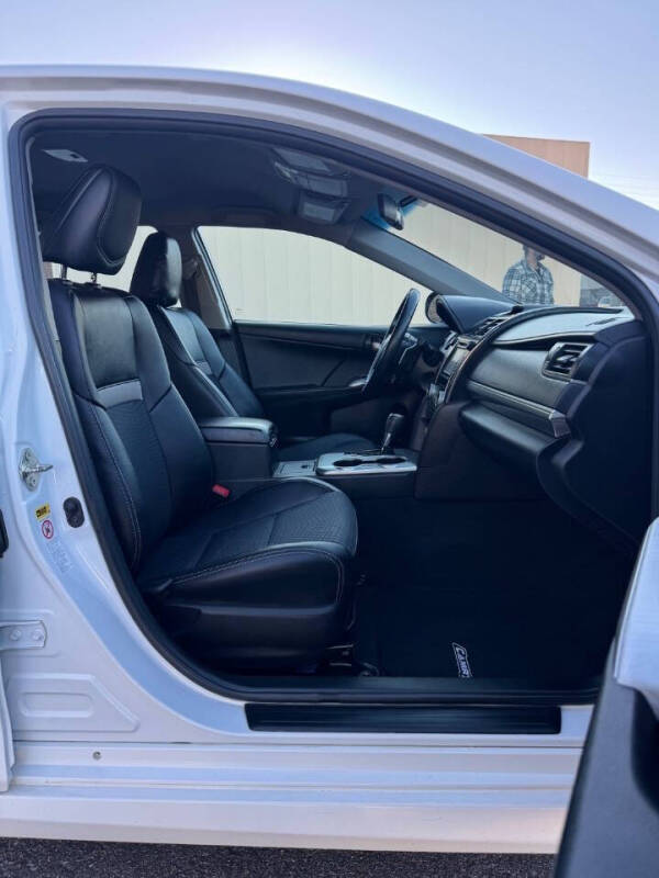 2014 Toyota Camry SE