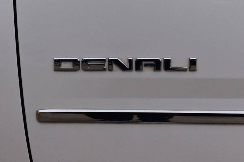 2017 GMC Yukon Denali