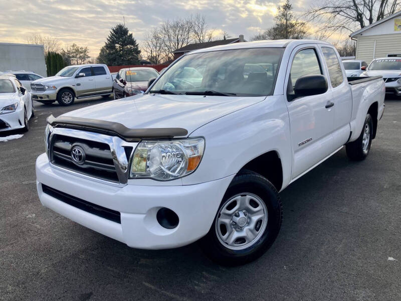 2009 Toyota Tacoma Base's photo