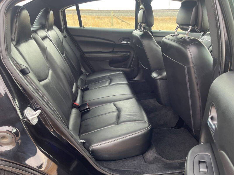 2011 Chrysler 200 Limited