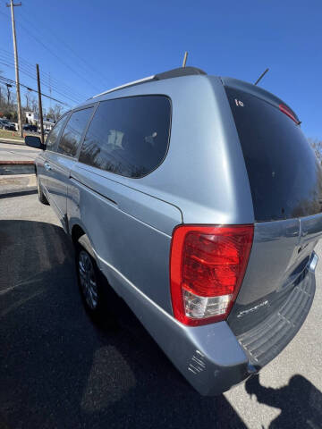 2012 Kia Sedona LX