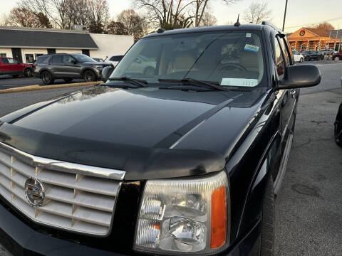 2005 Cadillac Escalade