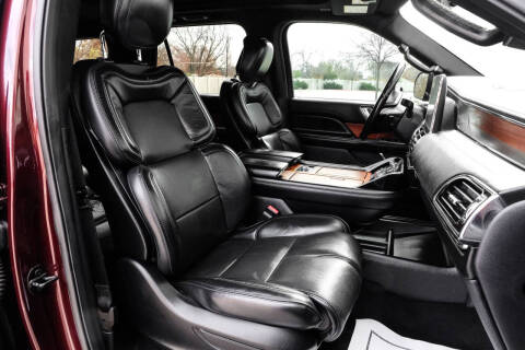 2019 Lincoln Navigator Select