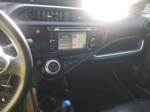 2017 Toyota Prius c Three