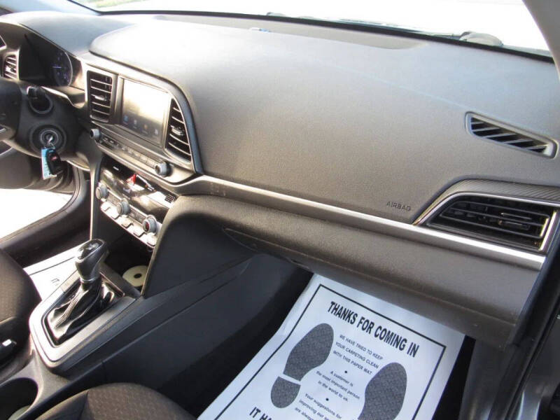 2020 Hyundai Elantra