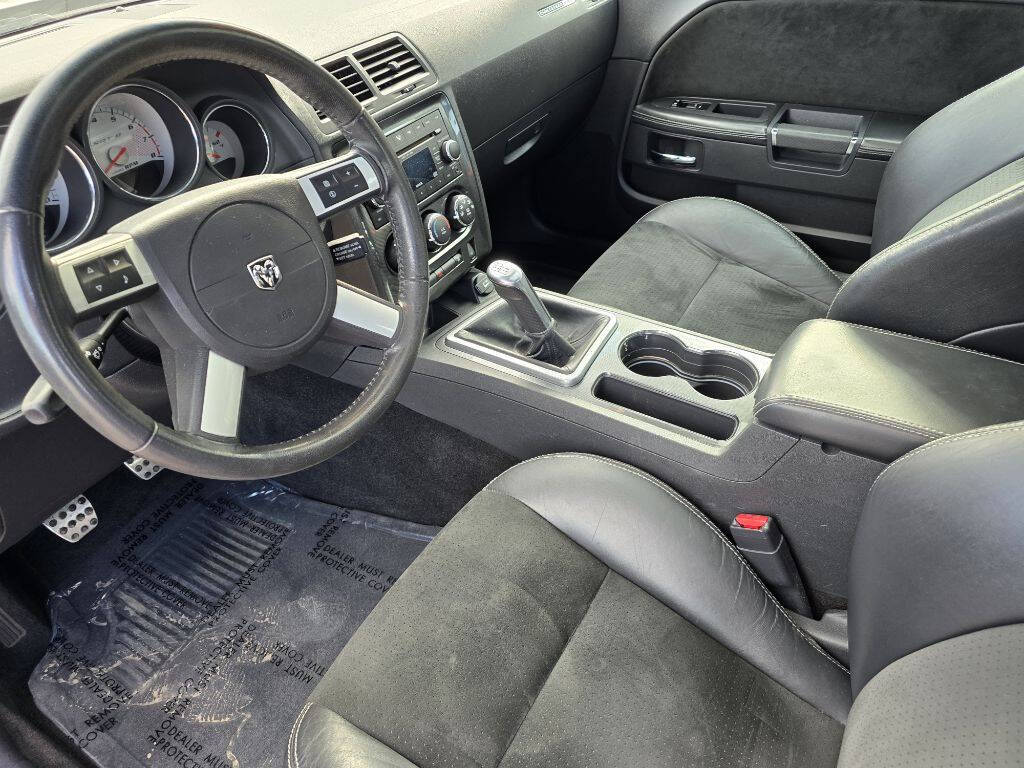 2009 Dodge Challenger 26