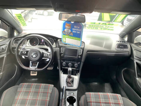 2017 Volkswagen Golf GTI S