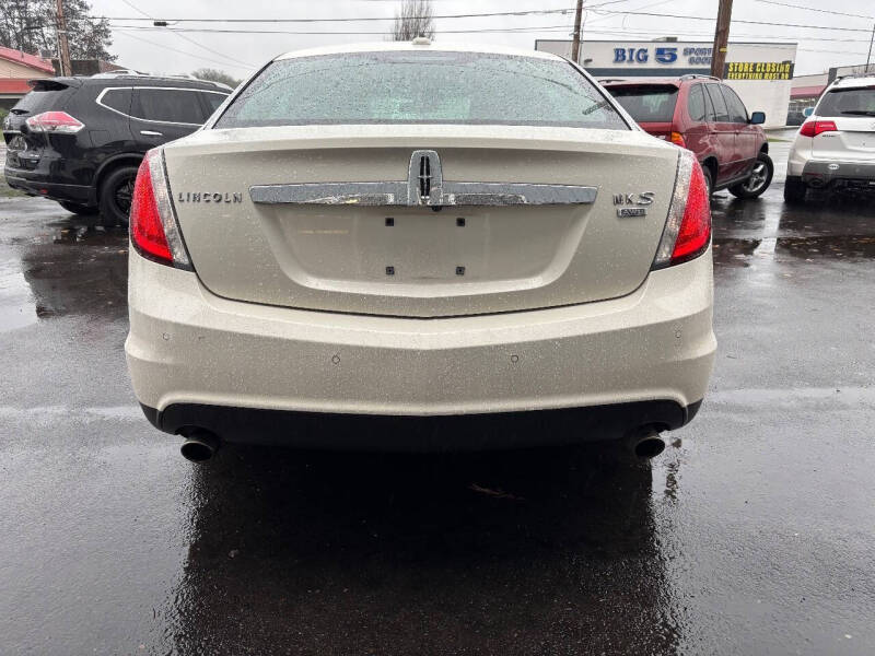 2009 Lincoln MKS