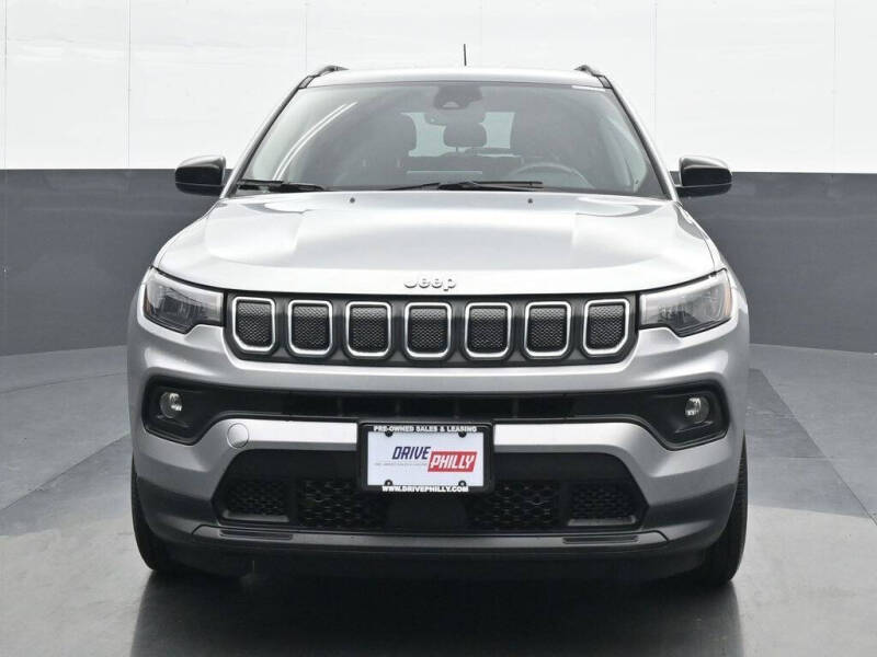 2022 Jeep Compass Latitude Lux