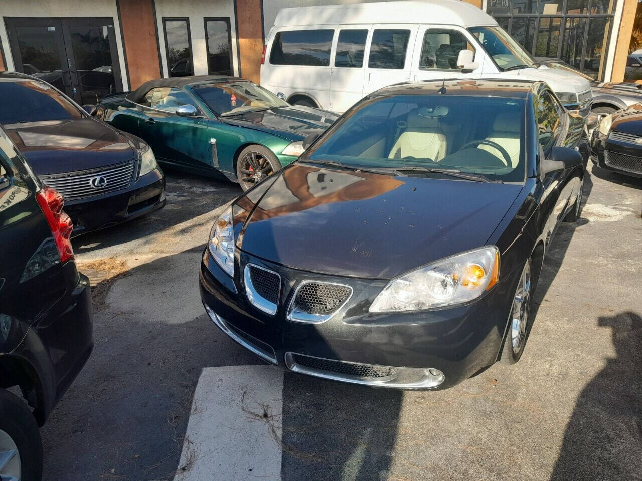 2008 Pontiac G6  - $3,950