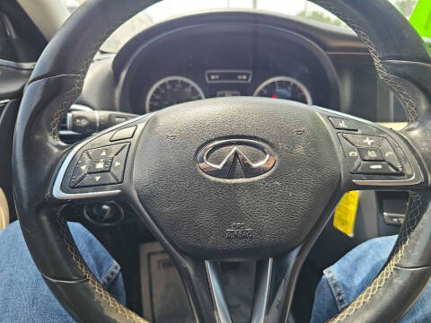 2018 Infiniti QX30 Premium