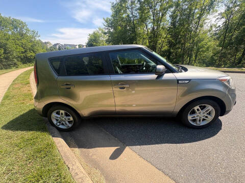 2019 Kia Soul +