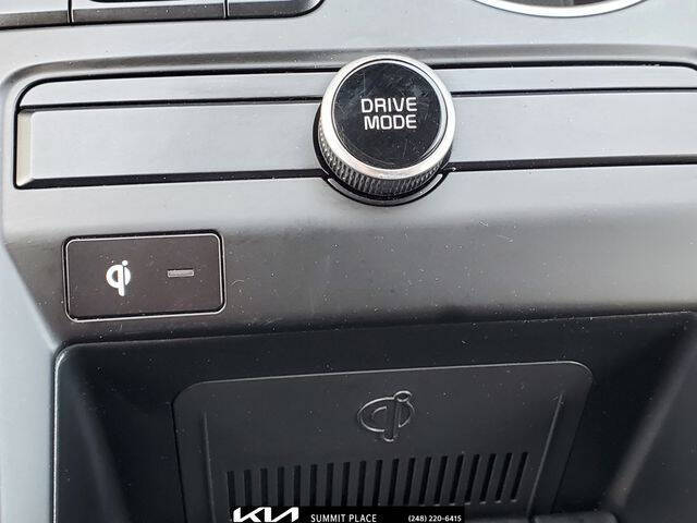 2023 Kia K5