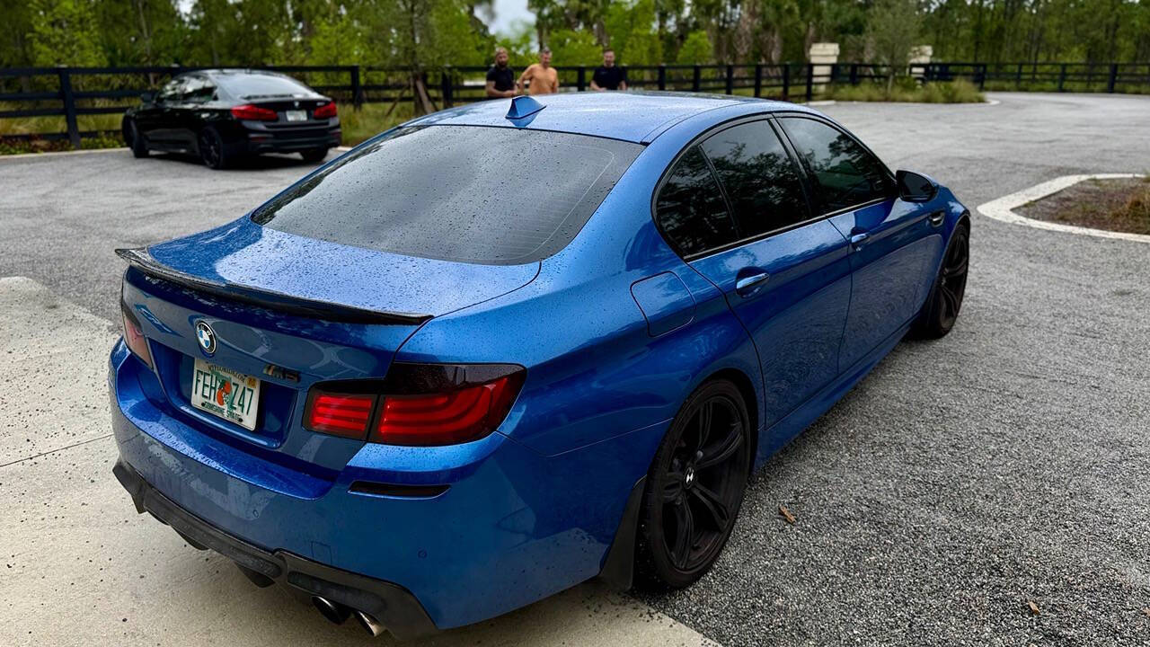 2013 BMW M5 Base 4dr Sedan - Monte Carlo Blue Metallic exterior view 14