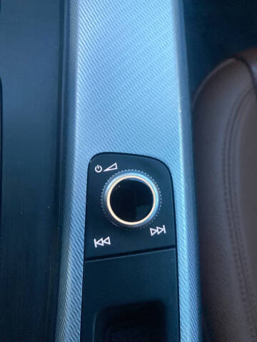 2017 Audi A4 2.0T quattro Premium Plus