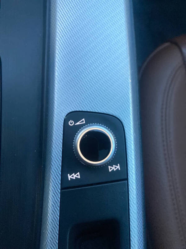 2017 Audi A4 2.0T quattro Premium Plus