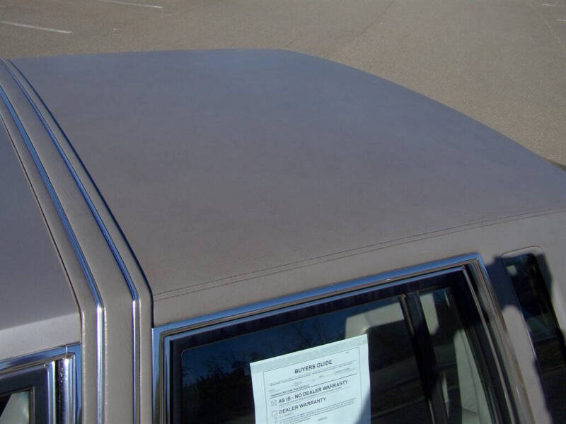 1988 Lincoln Town Car Signature