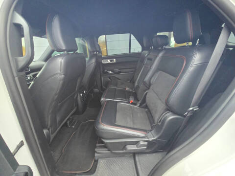 2024 Ford Explorer ST-Line