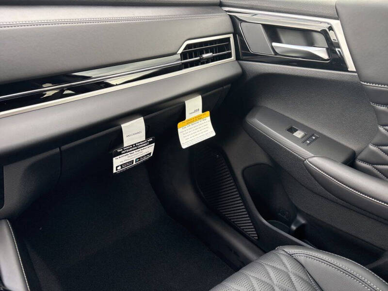 2025 Mitsubishi Outlander SEL