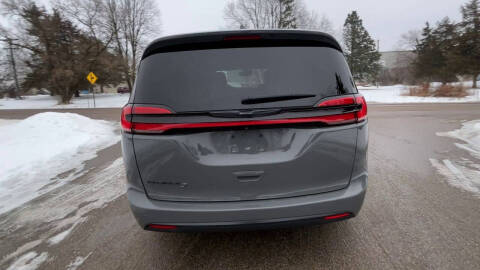 2021 Chrysler Pacifica Touring