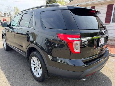2015 Ford Explorer